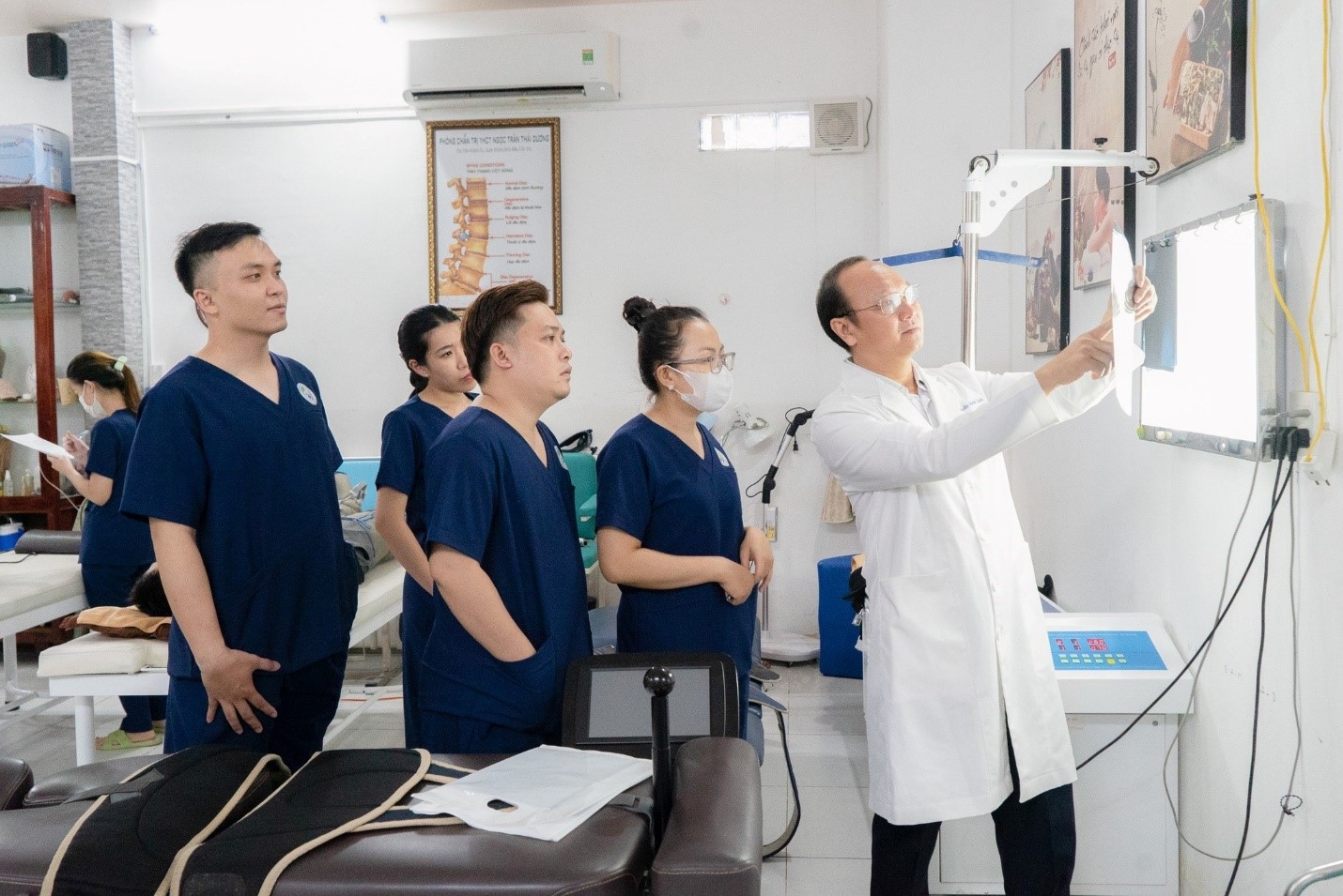 Thoát vị đĩa đệm - Làm thế nào để chữa trị an toàn và hiệu quả? 3 53